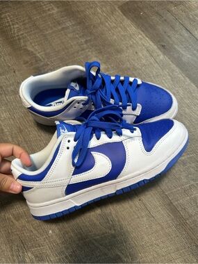 Nike dunks Low Top Sneakers - White & Royal Blue
